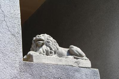 Maison - 380 m² - 12 pièces