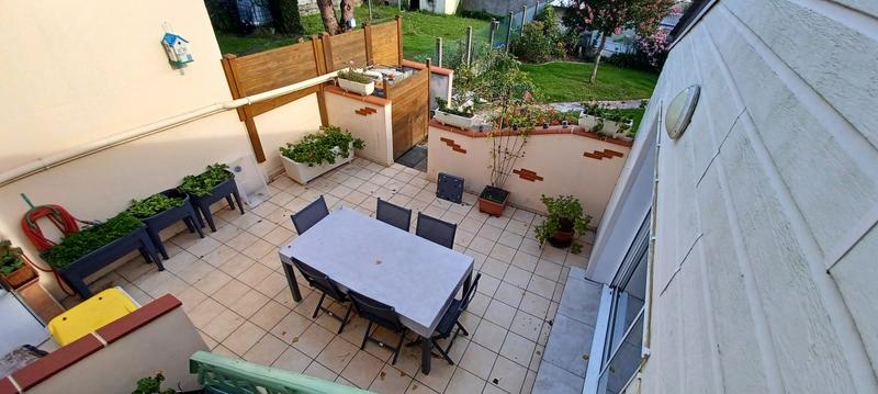 Maison - 127 m² - 6 pièces