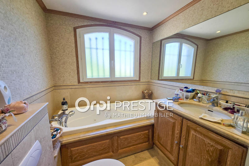 Villa - 149 m² - 6 pièces