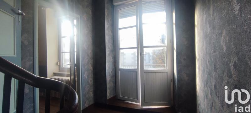 Maison - 200 m² - 11 pièces