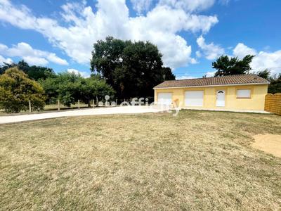 Maison - 105 m² - 4 pièces