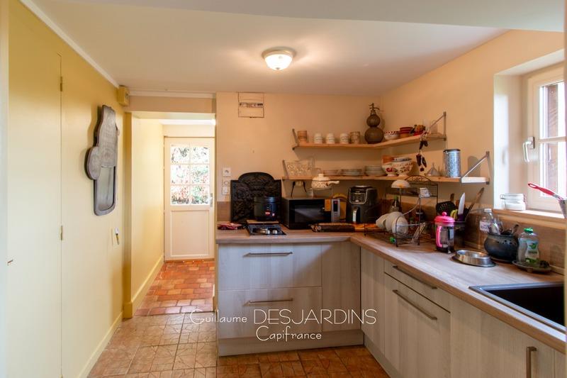 Maison - 175 m² - 9 pièces