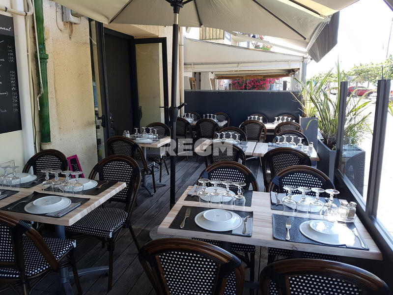 Fonds de commerce - Magasins - 111 m²