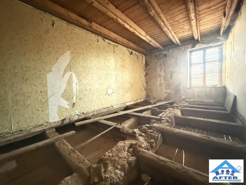 Maison ancienne - 237 m² - 12 pièces