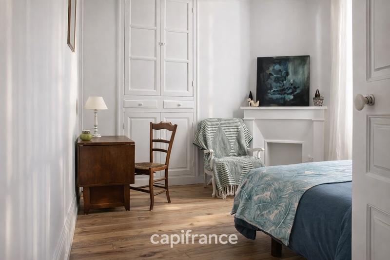 Propriété - 195 m² - 7 pièces