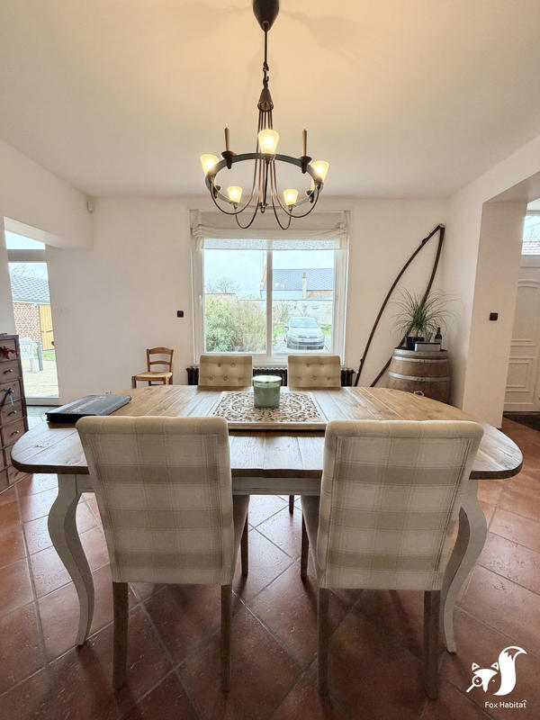 Maison - 140 m² - 6 pièces