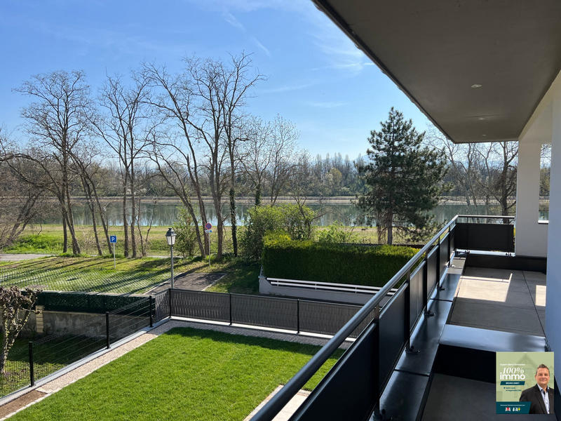 Maison - 215 m² - 6 pièces