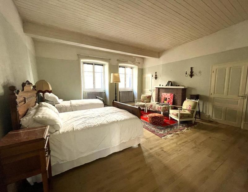 Maison - 204 m² - 5 pièces