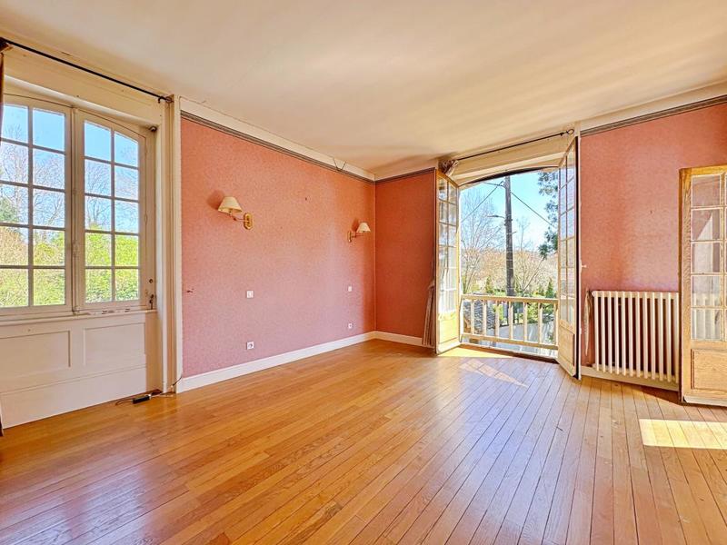 Château - 780 m² - 20 pièces