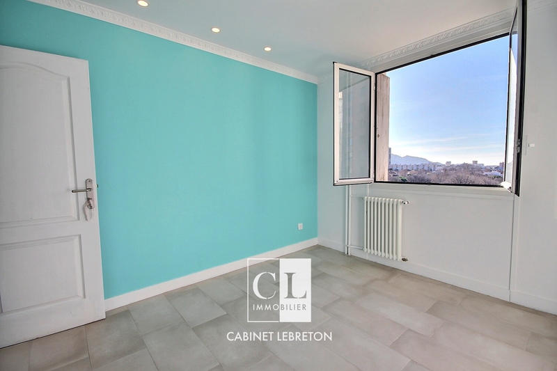 Appartement - 75 m² - 3 pièces