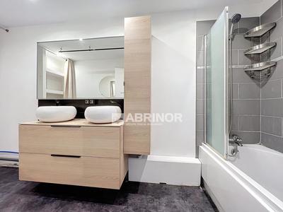 Appartement - 84 m² - 3 pièces