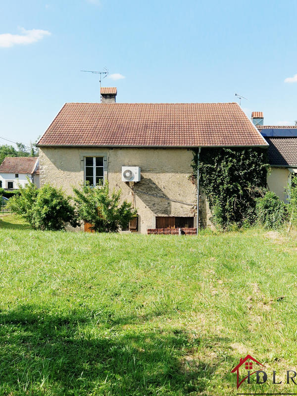 Maison de village - 85 m² - 2 pièces