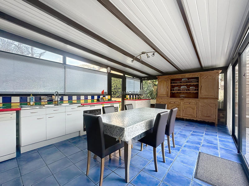 Maison - 190 m² - 8 pièces