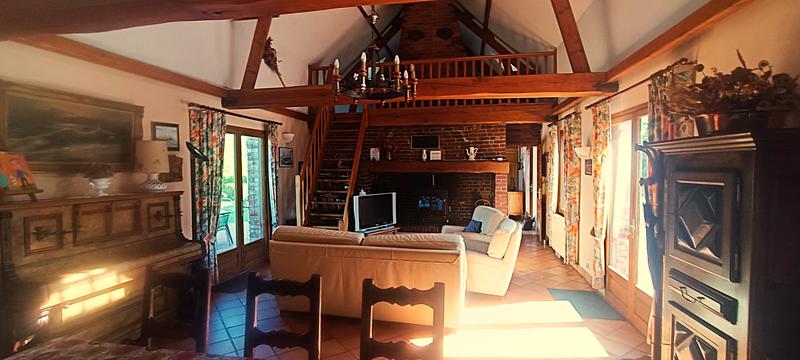 Maison - 189 m² - 7 pièces