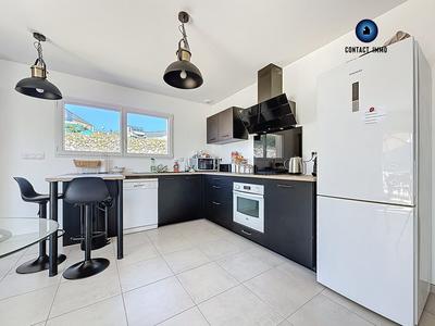 Maison - 80 m² - 4 pièces