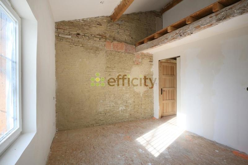 Maison - 260 m² - 8 pièces