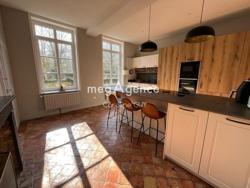 Maison - 267 m² - 11 pièces