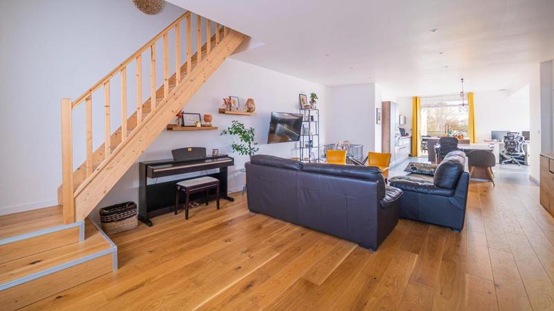 Maison - 150 m² - 5 pièces