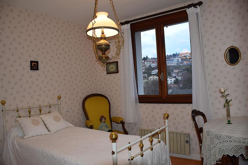 Maison traditionnelle - 79 m² - 4 pièces