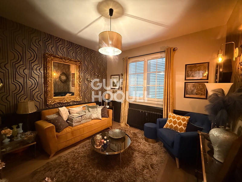 Maison - 163 m² - 7 pièces