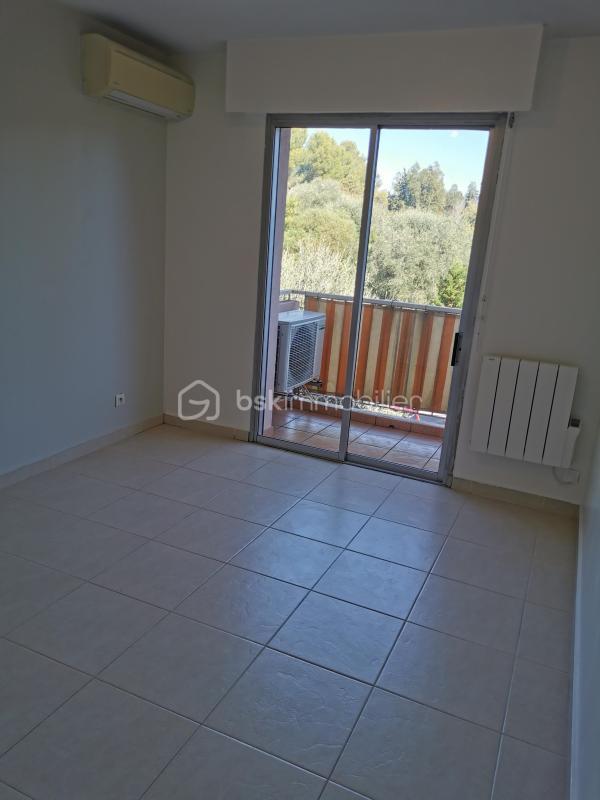Appartement - 76 m² - 4 pièces