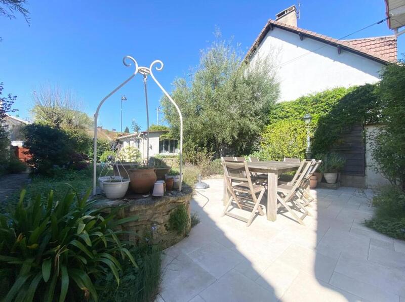 Pavillon - 121 m² - 6 pièces