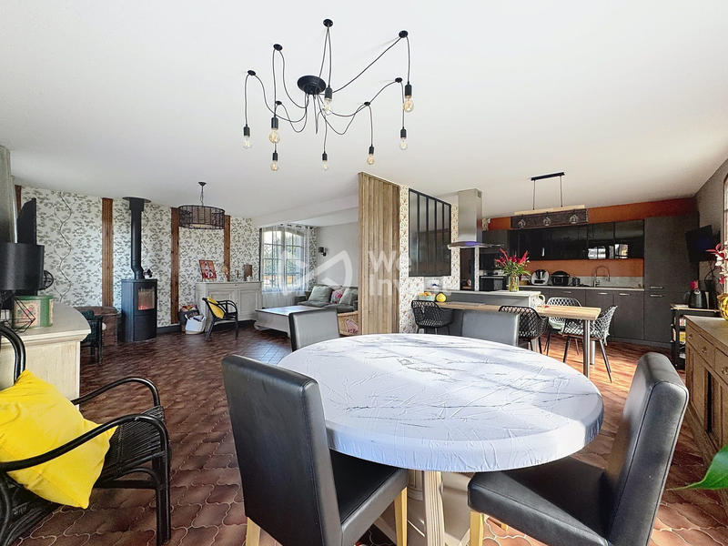 Maison - 125 m² - 6 pièces