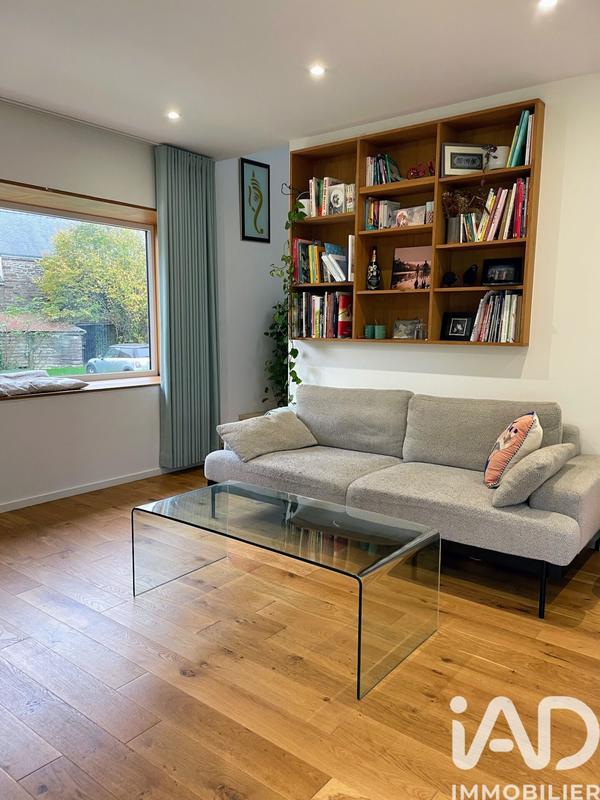 Maison - 250 m² - 9 pièces