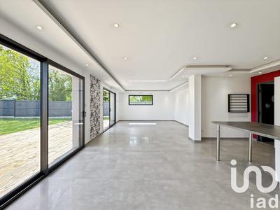 Maison - 163 m² - 5 pièces