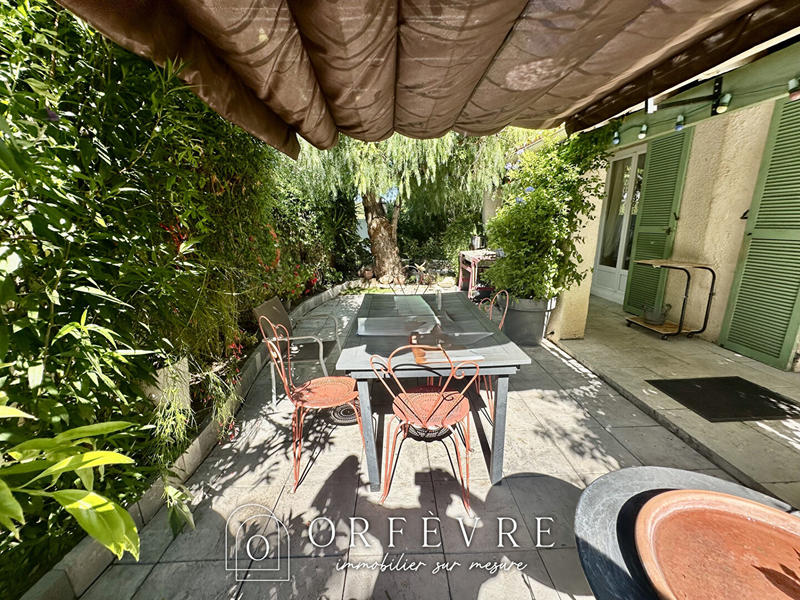 Maison - 102 m² - 5 pièces