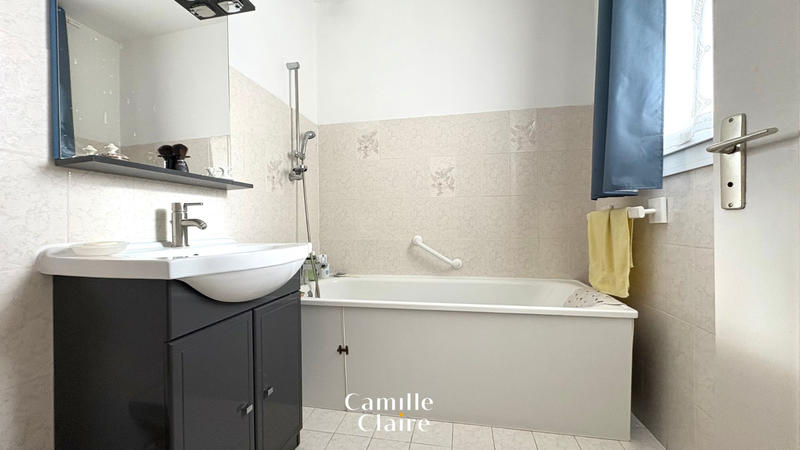 Maison - 105 m² - 5 pièces