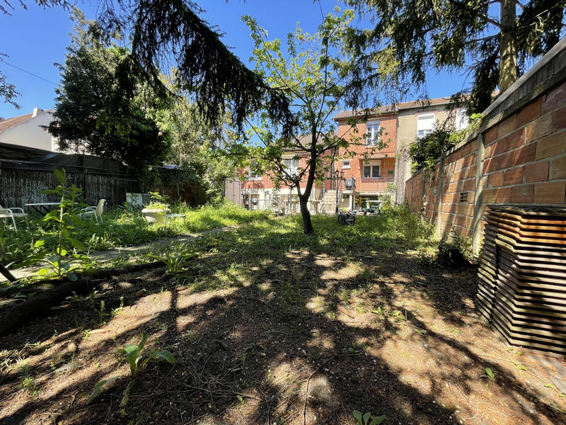 Maison - 140 m² - 9 pièces