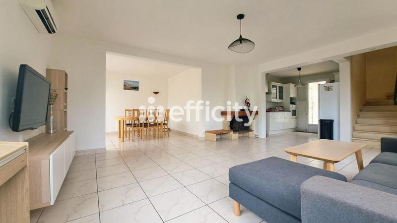 Maison jumelée - 125 m² - 6 pièces