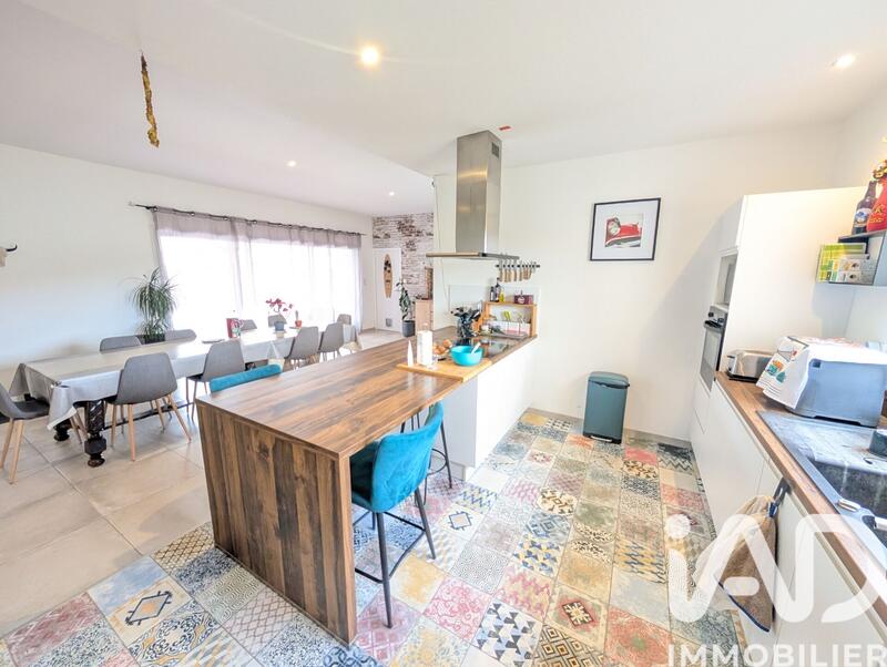 Maison - 152 m² - 6 pièces