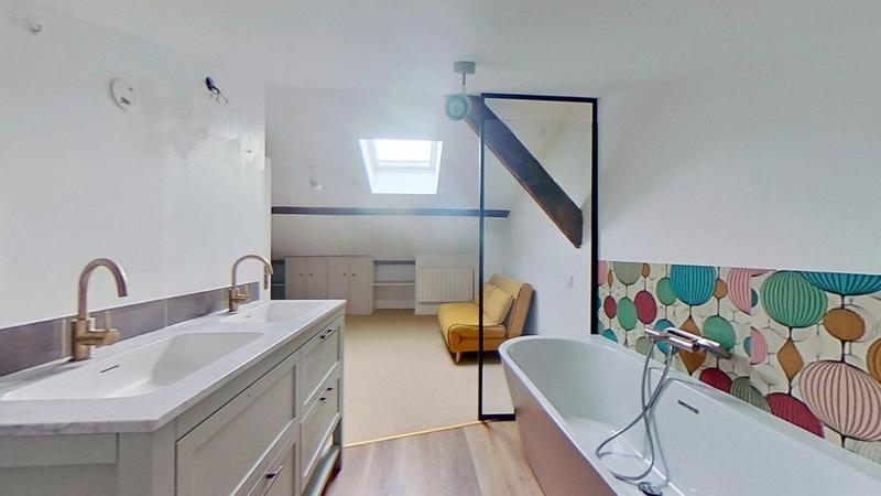 Appartement - 84 m² - 4 pièces