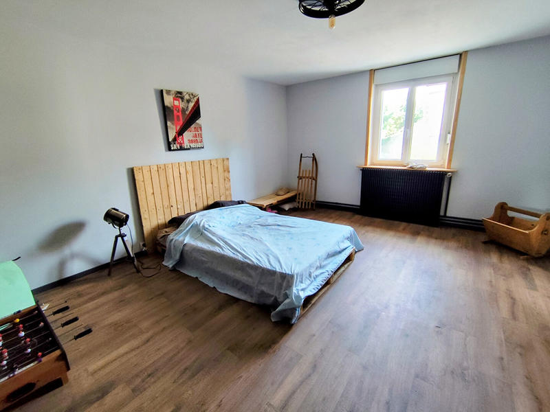 Maison - 163 m² - 8 pièces