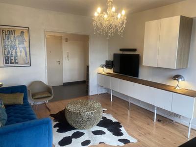 Appartement - 64 m² - 2 pièces