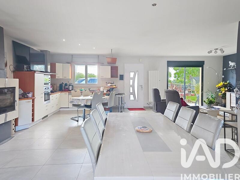 Maison - 120 m² - 5 pièces