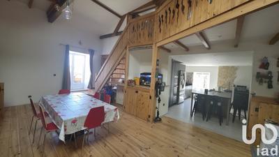 Maison - 190 m² - 4 pièces
