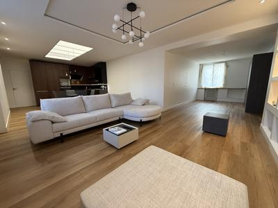 Appartement - 111 m² - 4 pièces