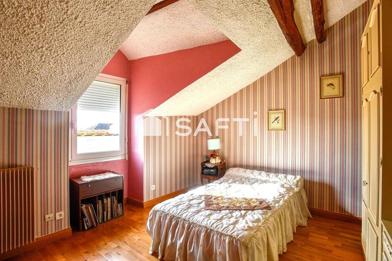 Maison - 136 m² - 5 pièces