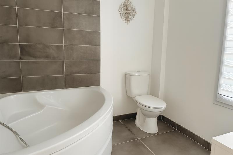 Maison - 103 m² - 5 pièces