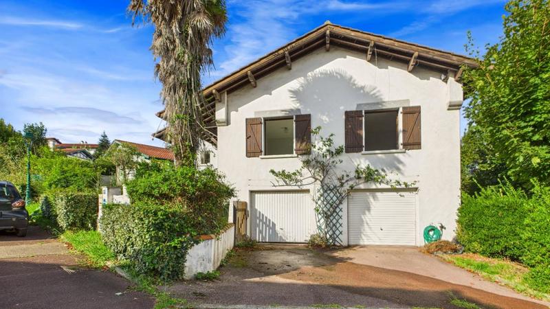 Maison - 107 m² - 5 pièces