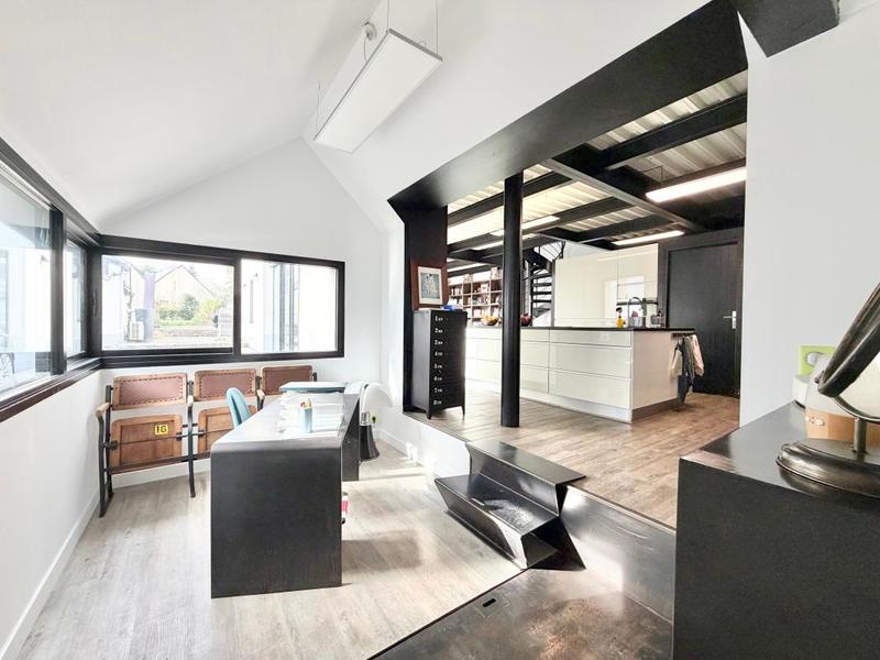 Maison - 224 m² - 8 pièces