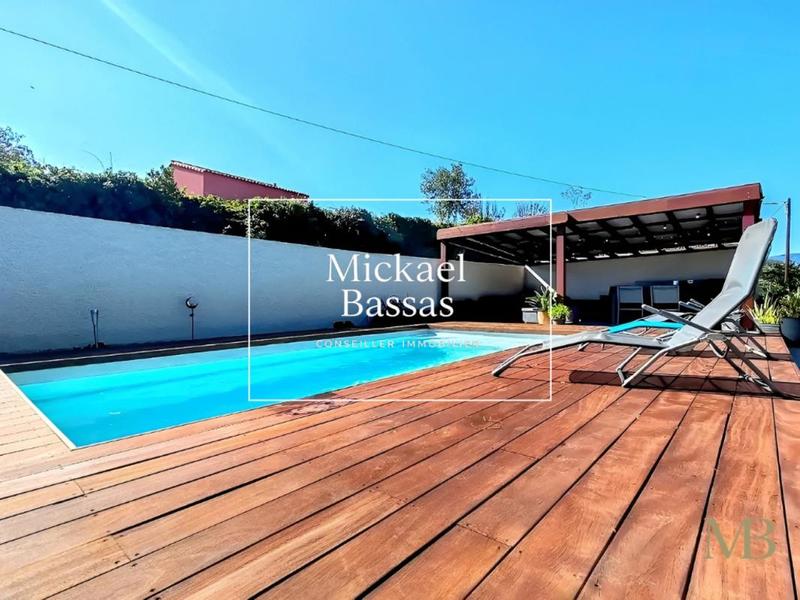 Maison - 102 m² - 4 pièces