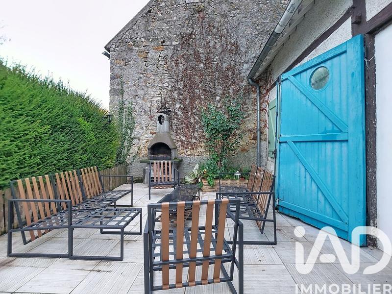 Maison - 167 m² - 8 pièces