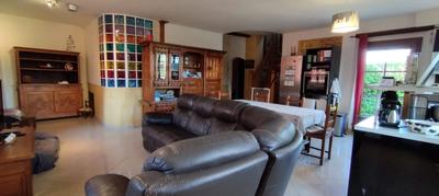 Maison - 185 m² - 6 pièces