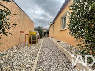 Maison - 90 m² - 5 pièces