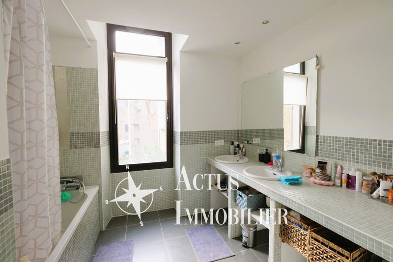 Maison - 134 m² - 5 pièces