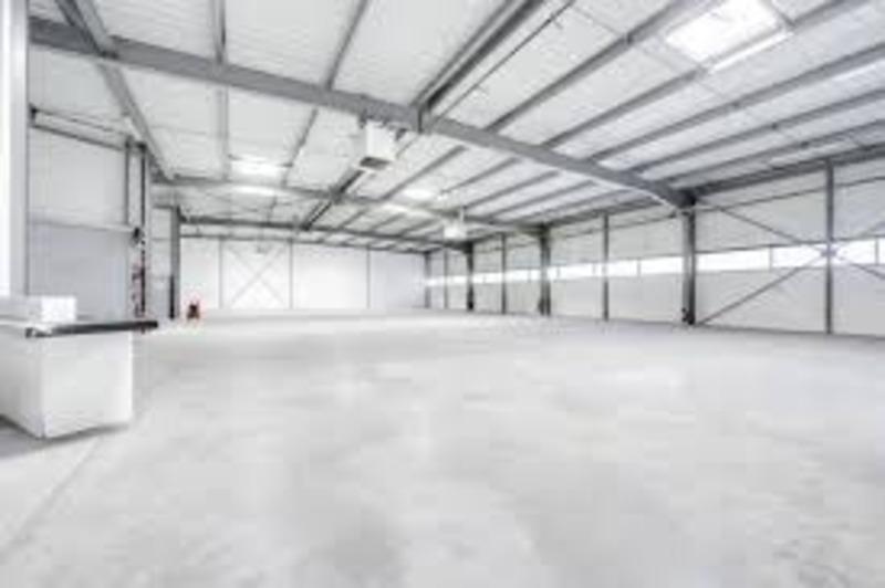 Local commercial - 22 000 m² - 4 pièces